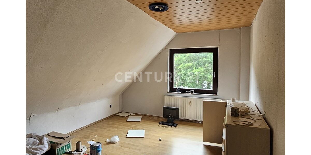 Dachgeschoss-links-Schlafzimmer