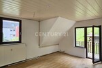 Attraktive Kapitalanlage mit Potenzial: Mehrfamilienhaus mit 6 Eigentumswohnungen & Garagen in Hemer - Mehrfamilienhaus, Wohnhaus Hemer | Angebot:27469088